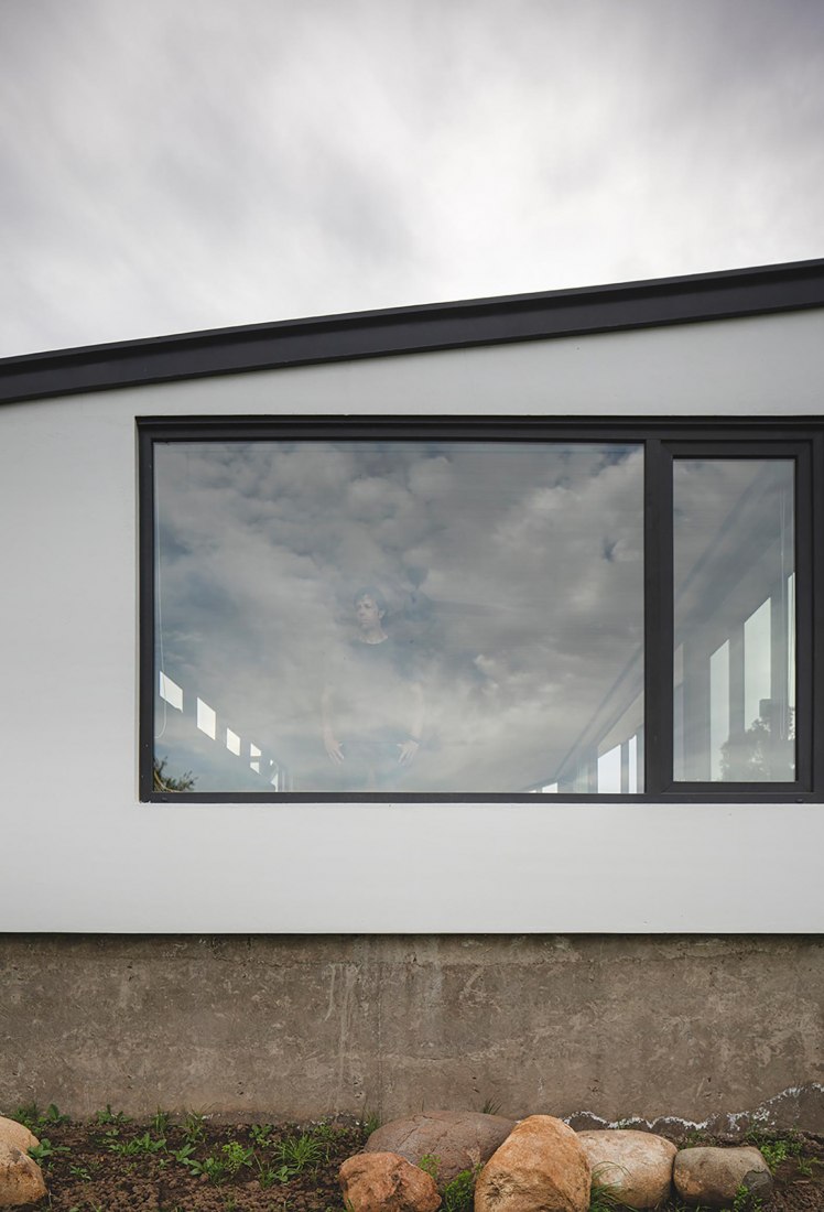 Lake pavilion by Ignacio Correa. Photograph by Pablo Casals Aguirre.