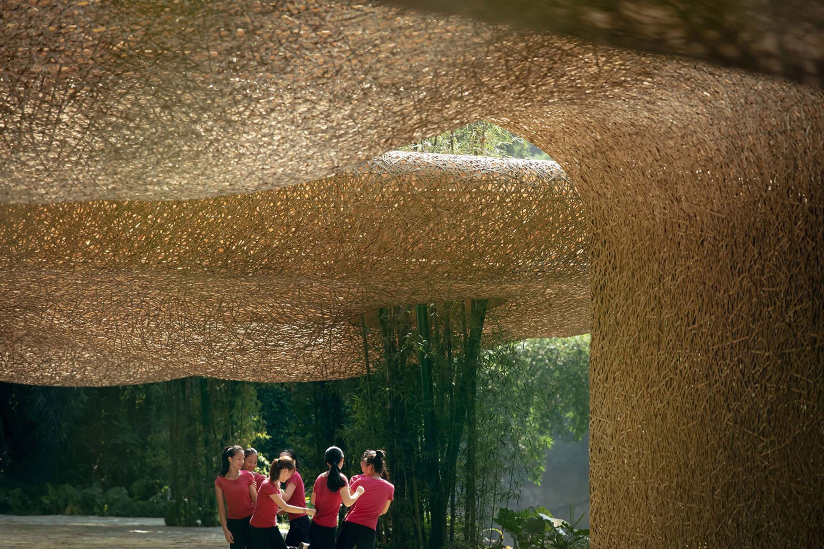Bamboo Bamboo, marquesina y pabellones por llLab. Fotografía por Arch-Exist