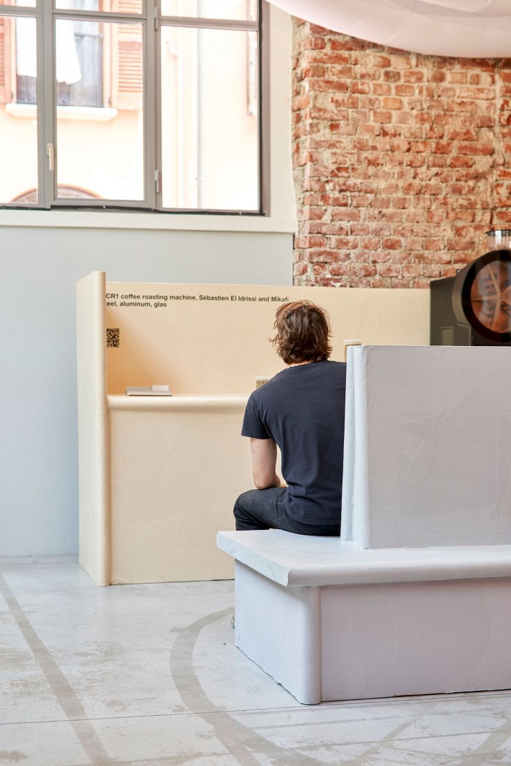 Design Switzerland’s Living Spaces exhibition design by iiode. Photograph by Jonathan Mauloubier.