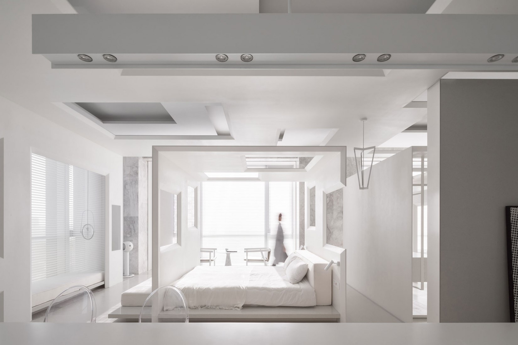 In Between por DESIGN APARTMENT. Fotografía por Zhong Weizhi.