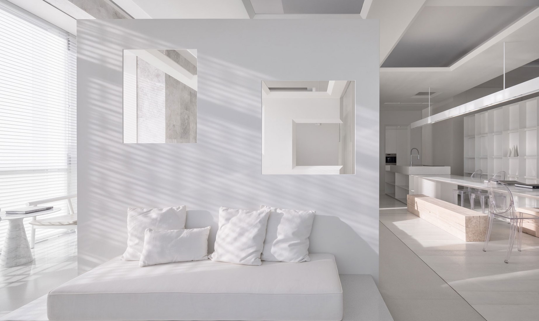 In Between por DESIGN APARTMENT. Fotografía por Zhong Weizhi.
