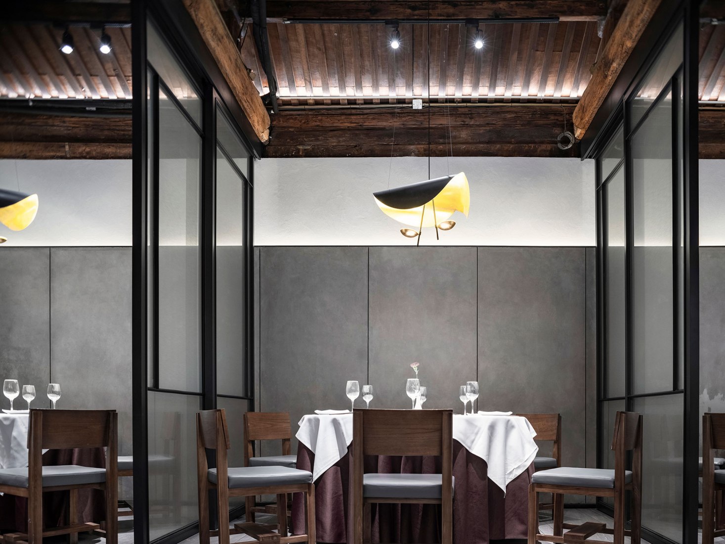 Huda Restaurant por Beijing INX DESIGN. Fotografía por Shi Yunfeng