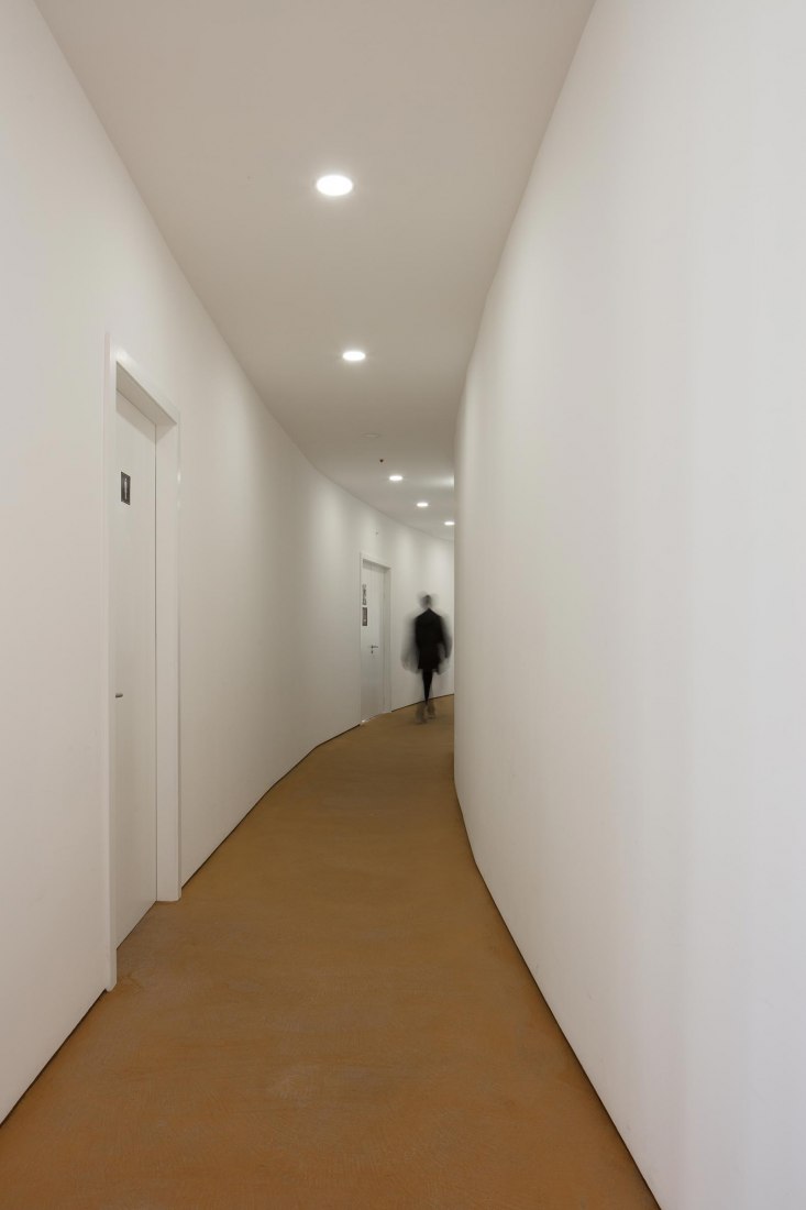 DrySuit Fitness Centre by Jorge Bártolo, Arquitetura. Photograph by José Campos