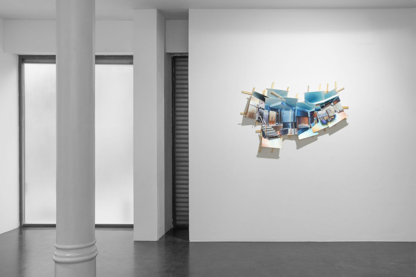 Room view. "Surface variations" by Isidro Blasco. Photograph by Frederic Ramirez.