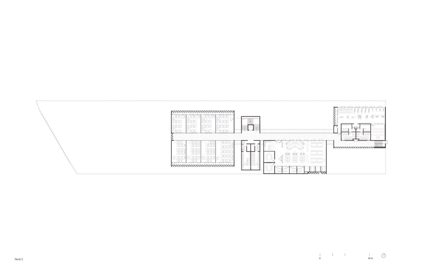 Planta segunda. Escuela Bancaria y Comercial, EBC Campus Mérida por IUA Ignacio Urquiza Arquitectos.