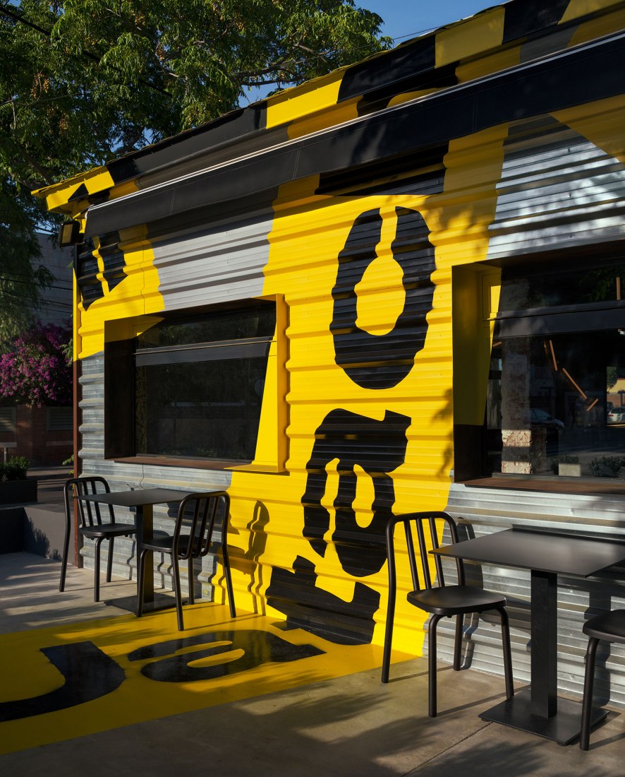 Jatachi Asian street food restaurant by ESTUDIO CO–A. Photograph by Pol Viladoms.