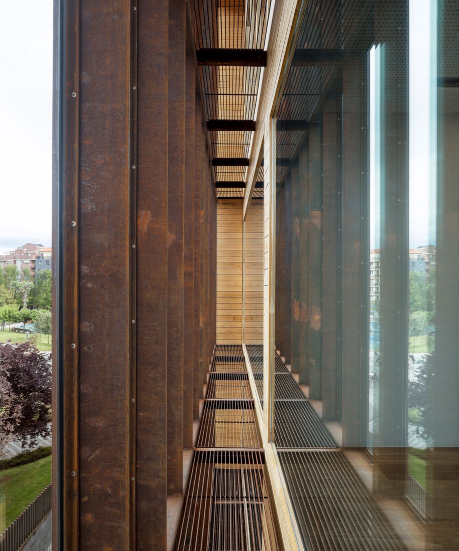 New Zubiaur Music School by Javier de las Heras Solé. Photograph by Adrià Goula