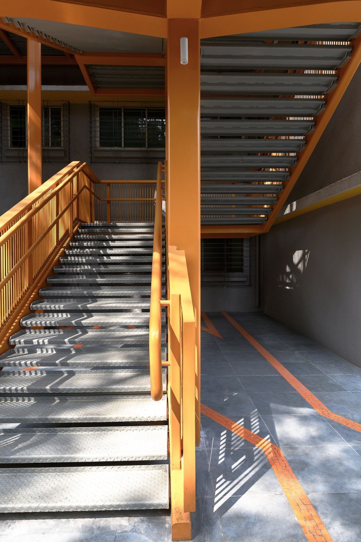 School in Mumbai by JDAP. Photograph by Sameer Tawde.