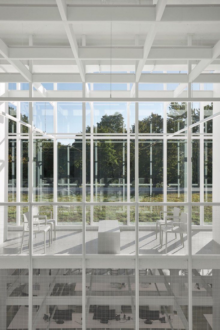 Clínica dental por Studio Jean Verville architectes. Fotografía por Maxime Brouillet.