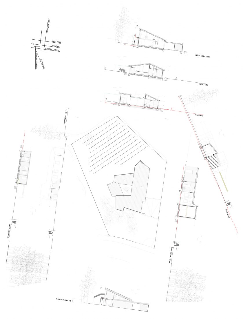 Secciones y Plano de cubierta. Casa Almudena por Jesús Perales.