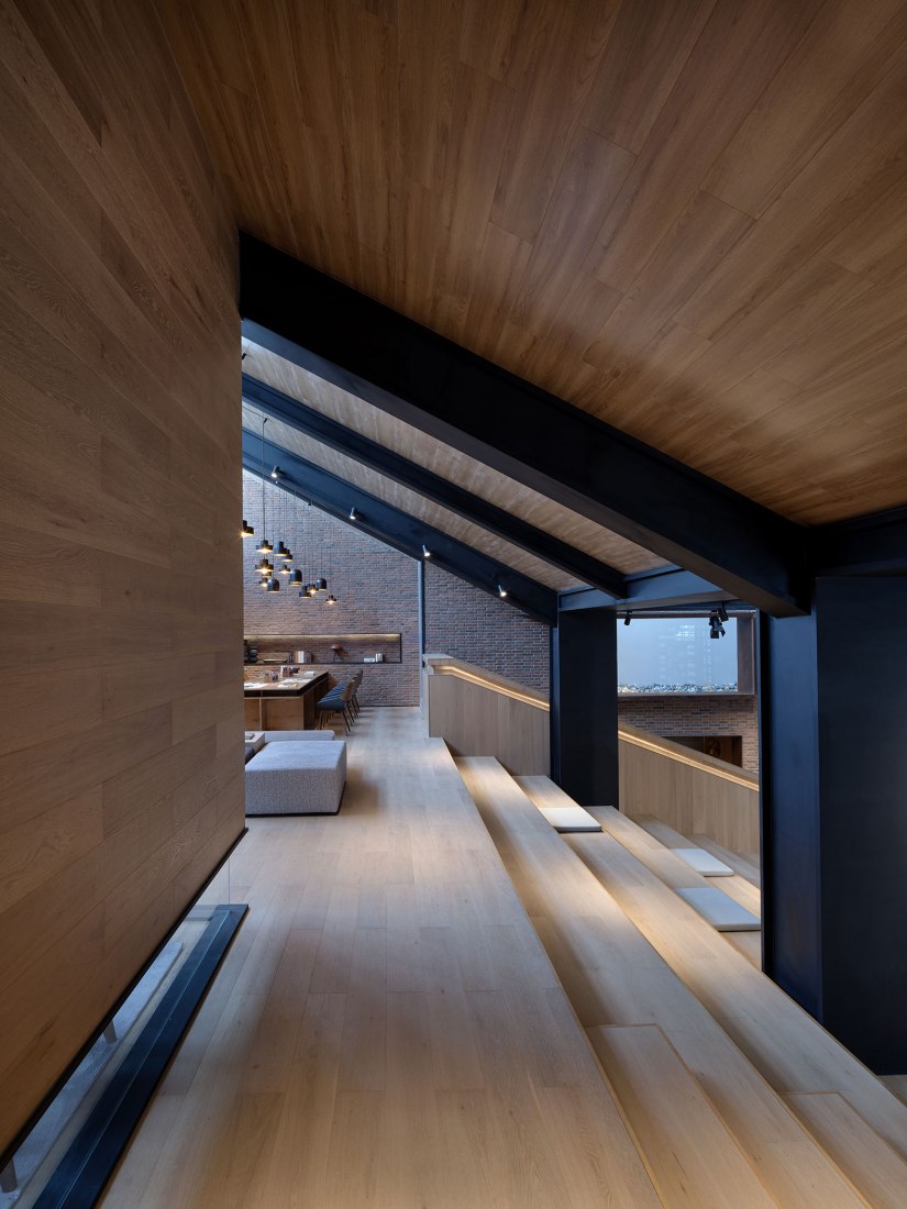 Jinan Bocuiming hu Textile Culture and Arts Exhibition Hall by YI+MU Design Office. Photograph by Xiangyu Sun, YI+MU Design Office.