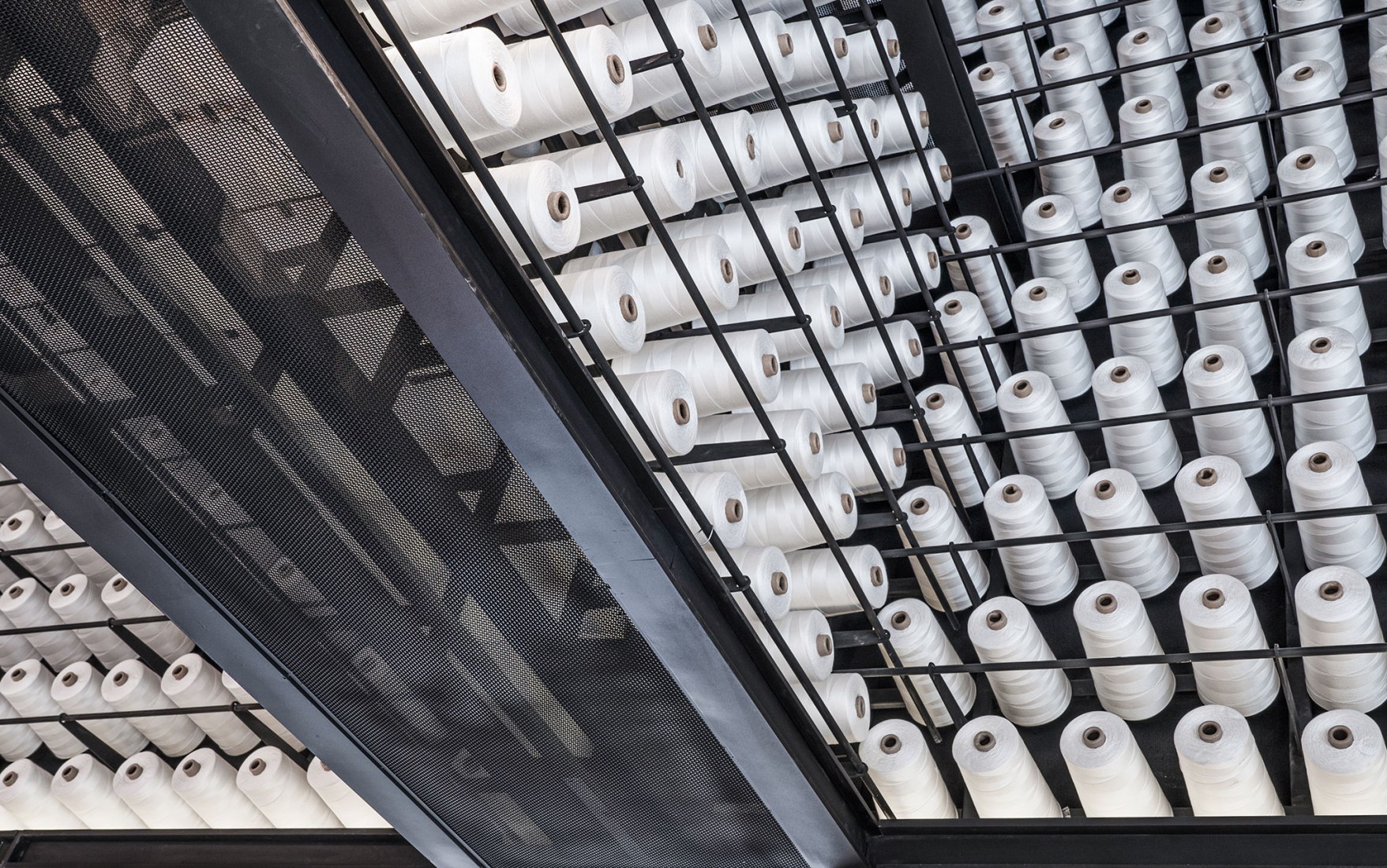 Jinan Bocuiming hu Textile Culture and Arts Exhibition Hall by YI+MU Design Office. Photograph by Xiangyu Sun, YI+MU Design Office.