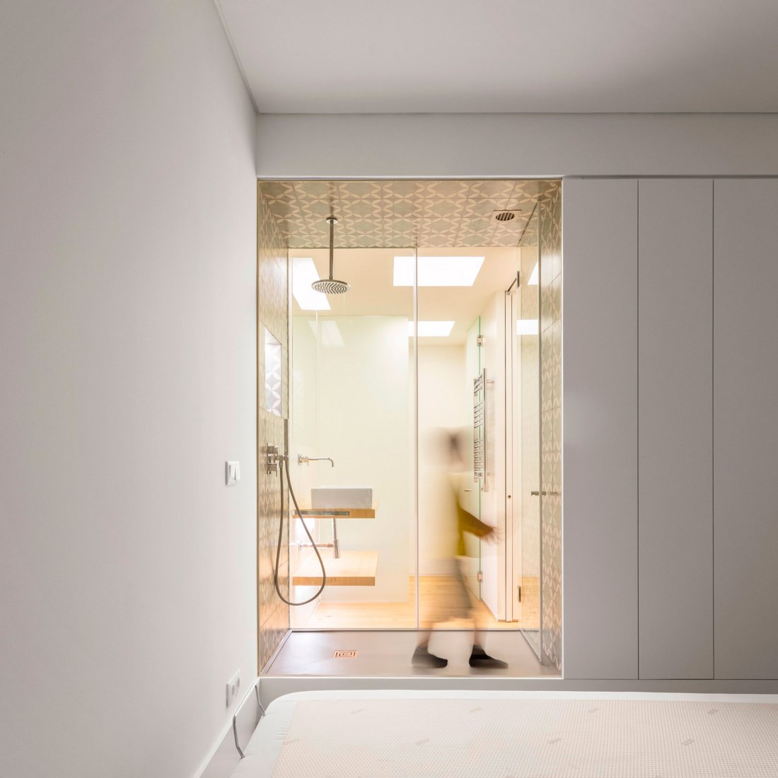 Apartamento RFV por João Tiago Aguiar, arquitectos. Fotografía por FG+SG – Architecture Photograph