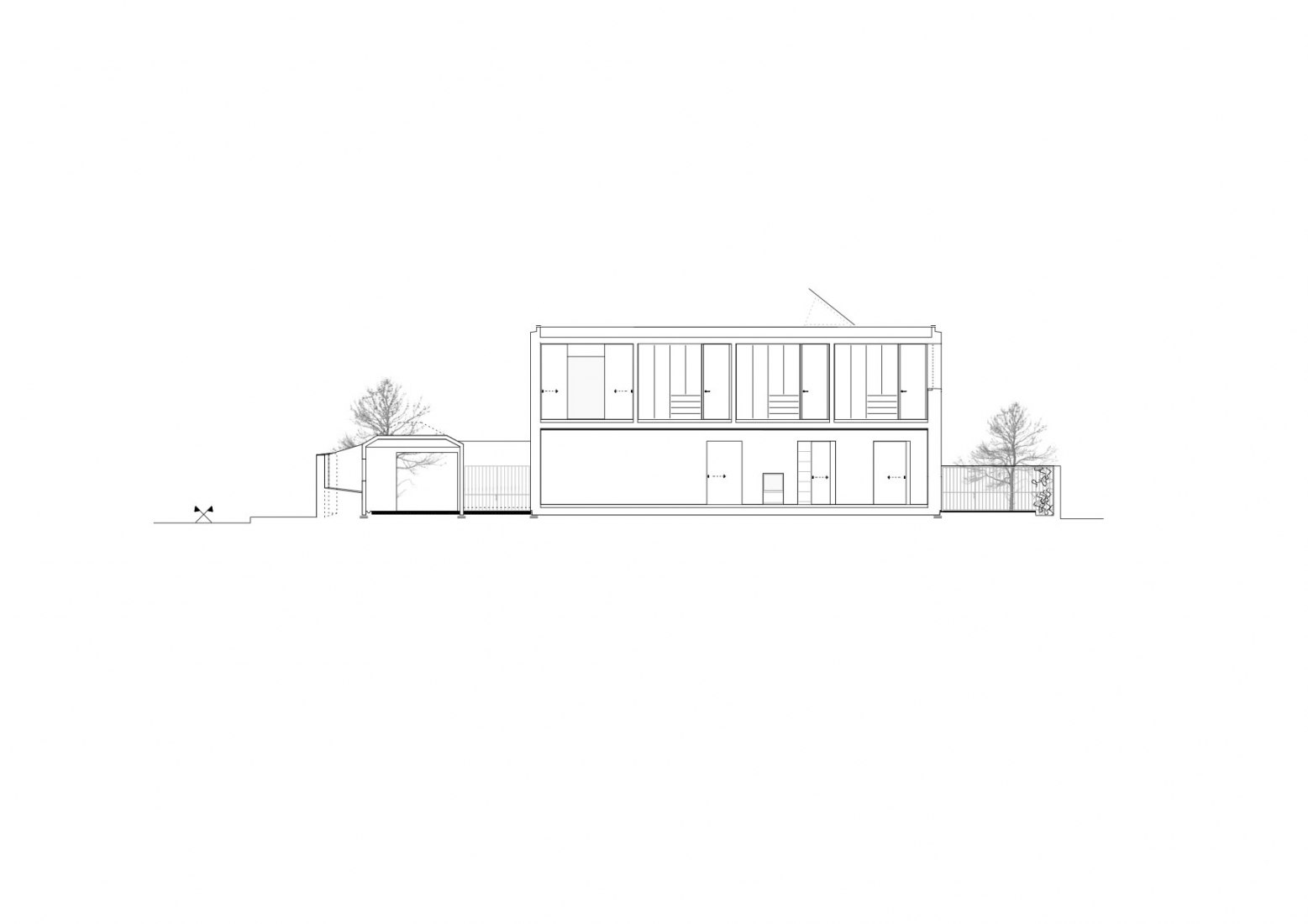 Sección longitudinal. Casa en Serralves. Cortesía de João Vieira de Campos