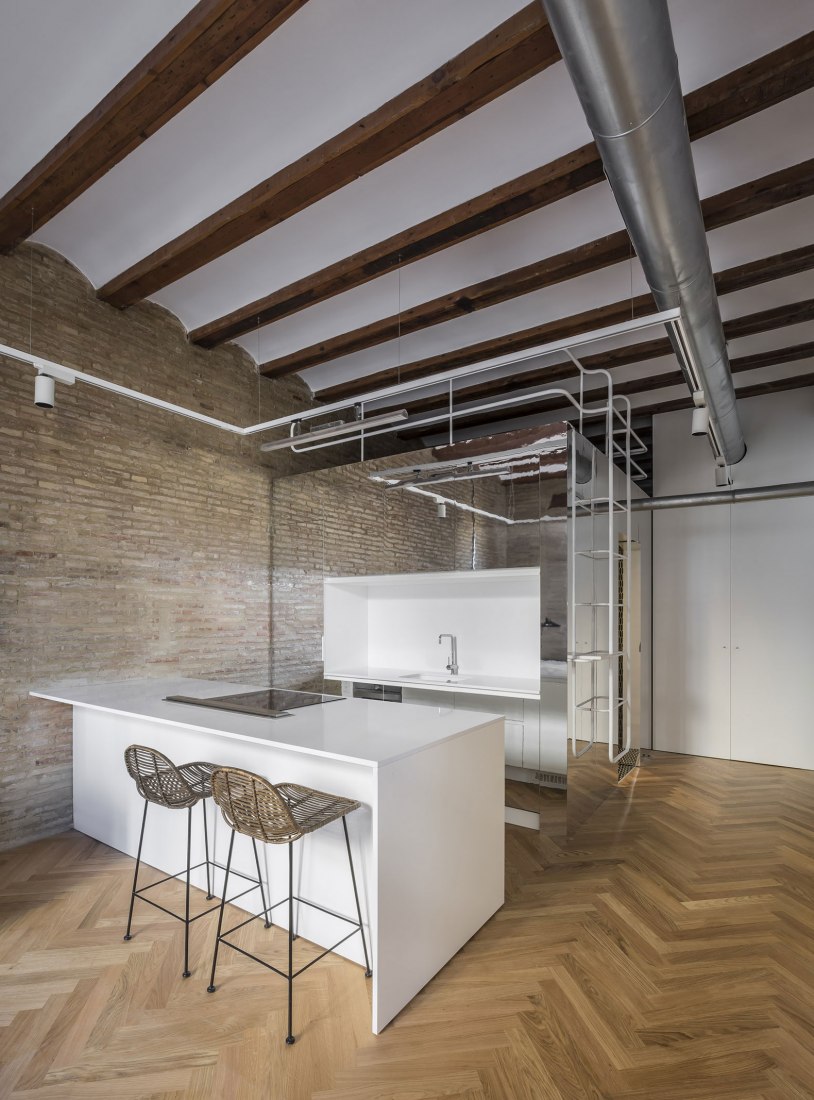 Kitchen. "Cuentos: Late Night Tales" by Joaquín Juberías & Víctor Cano Ciborro. Photograph by German Cabo
