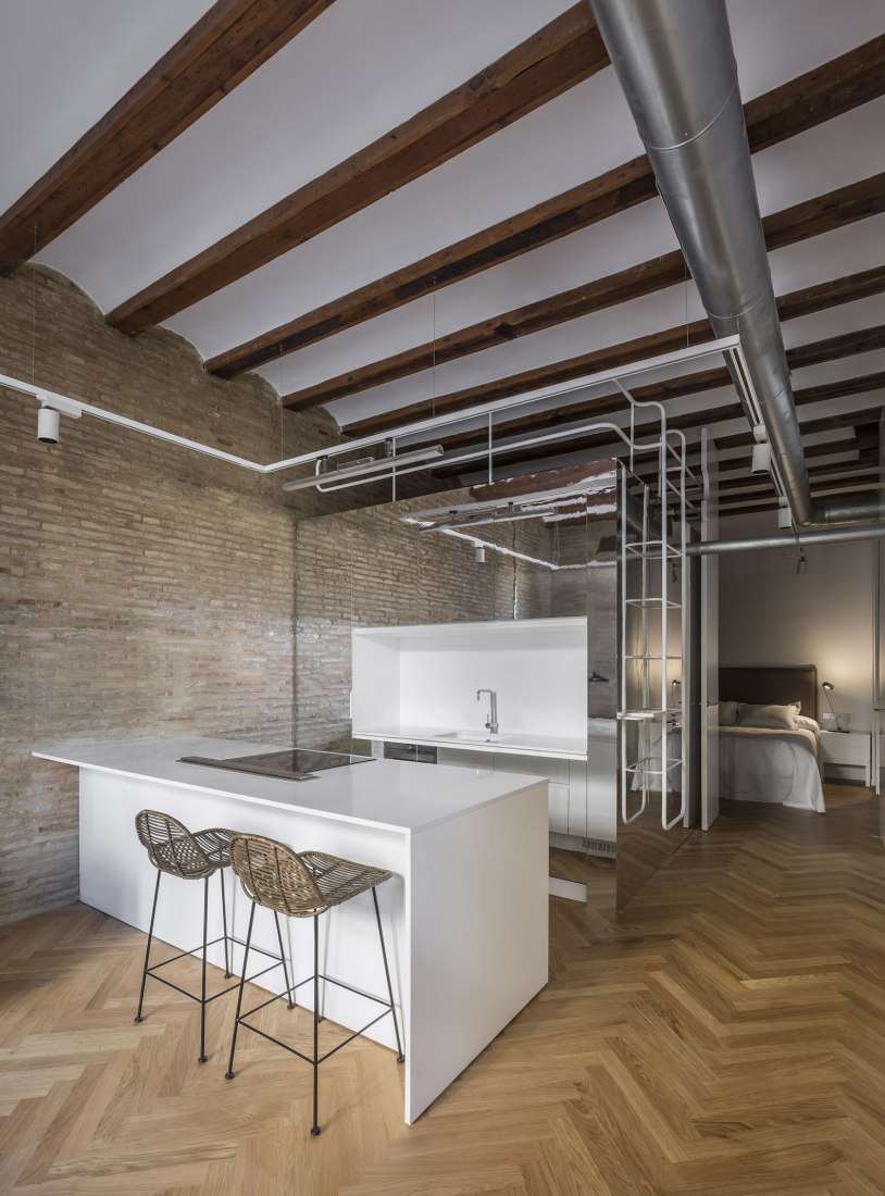 Kitchen. "Cuentos: Late Night Tales" by Joaquín Juberías & Víctor Cano Ciborro. Photograph by German Cabo