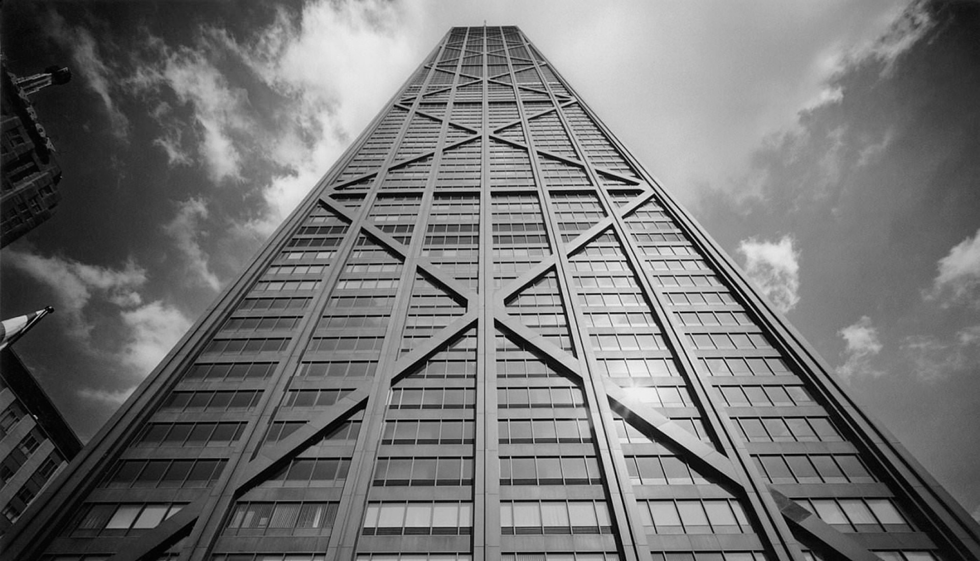 John Hancock Center por Skidmore, Owings & Merrill. Fotografía © Ezra Stoller.