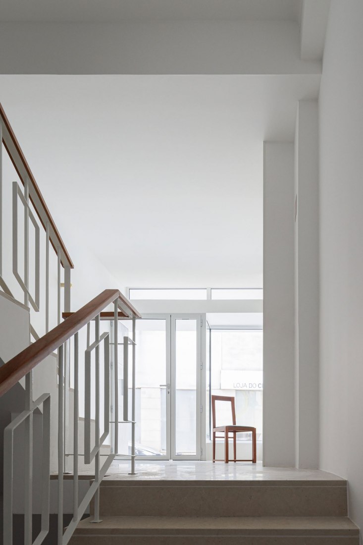 Small Dishes building by José Pedro Lima. Photography by Ivo Tavares Studio.