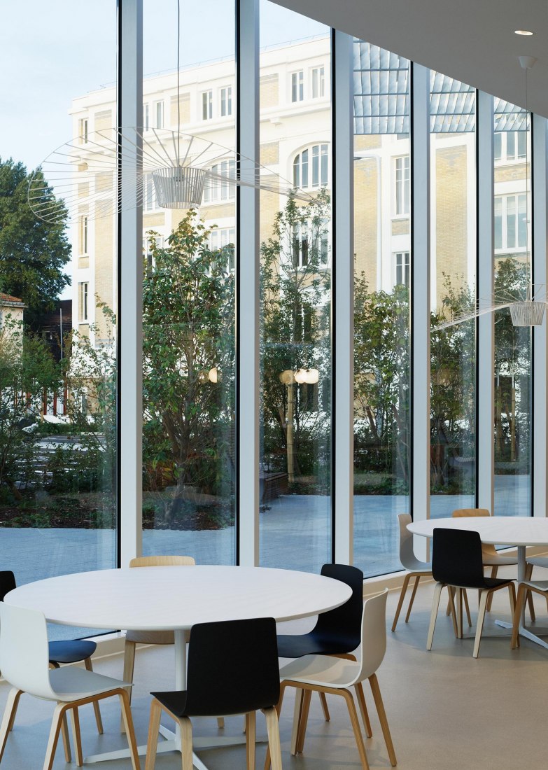 Banque de France París La Courneuve por Jean-Paul Viguier et Associés. Fotografía por Takuji Shimmura