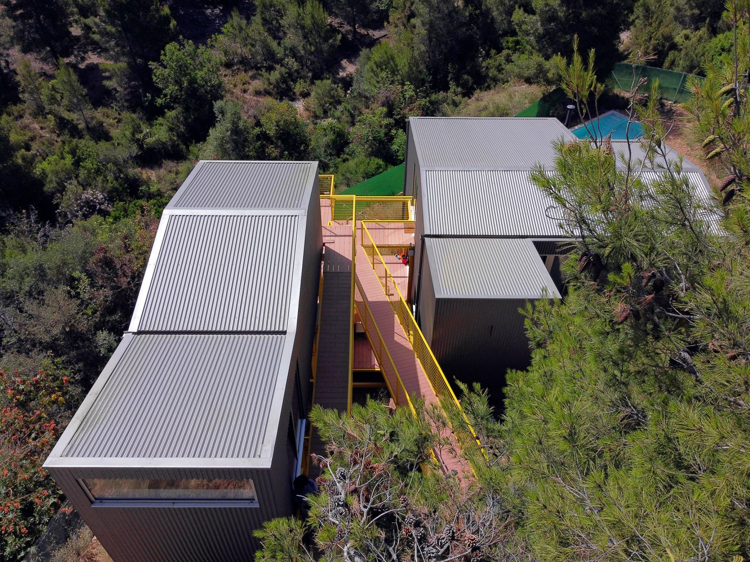 rNrH industrialized home by Juan Marco Arquitectos. Photograph by Diego Opazo.