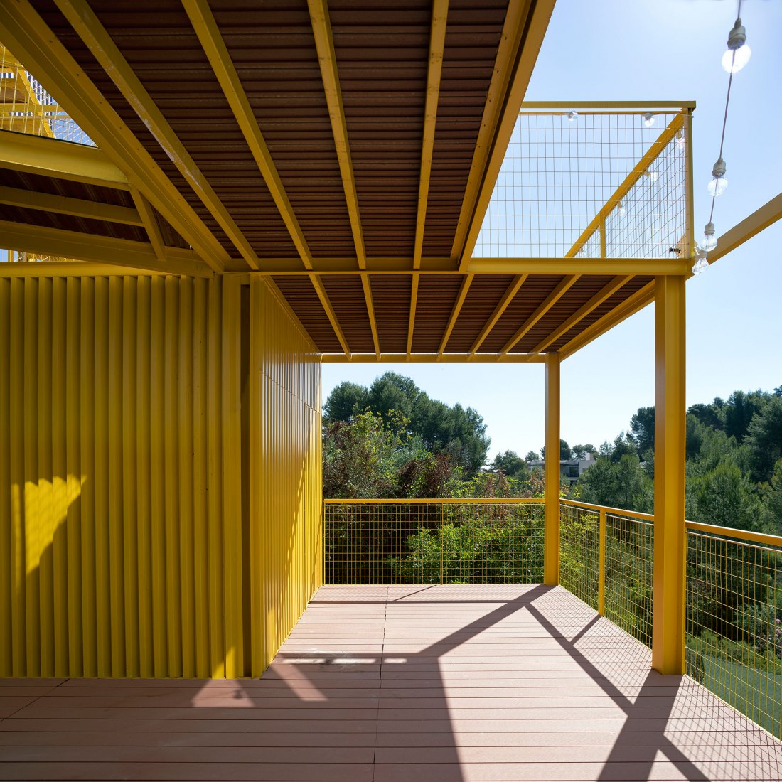 rNrH industrialized home by Juan Marco Arquitectos. Photograph by Diego Opazo.