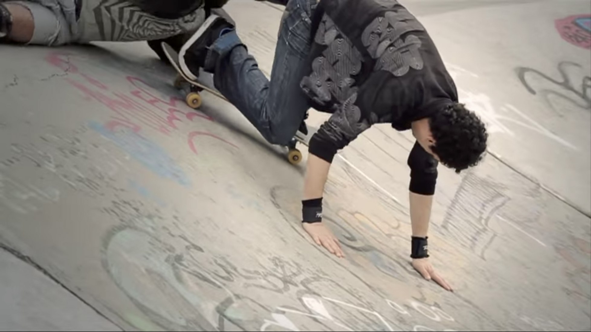 MOSS Brigade Day 2 · A posers day. Vídeo por Juan Rayos