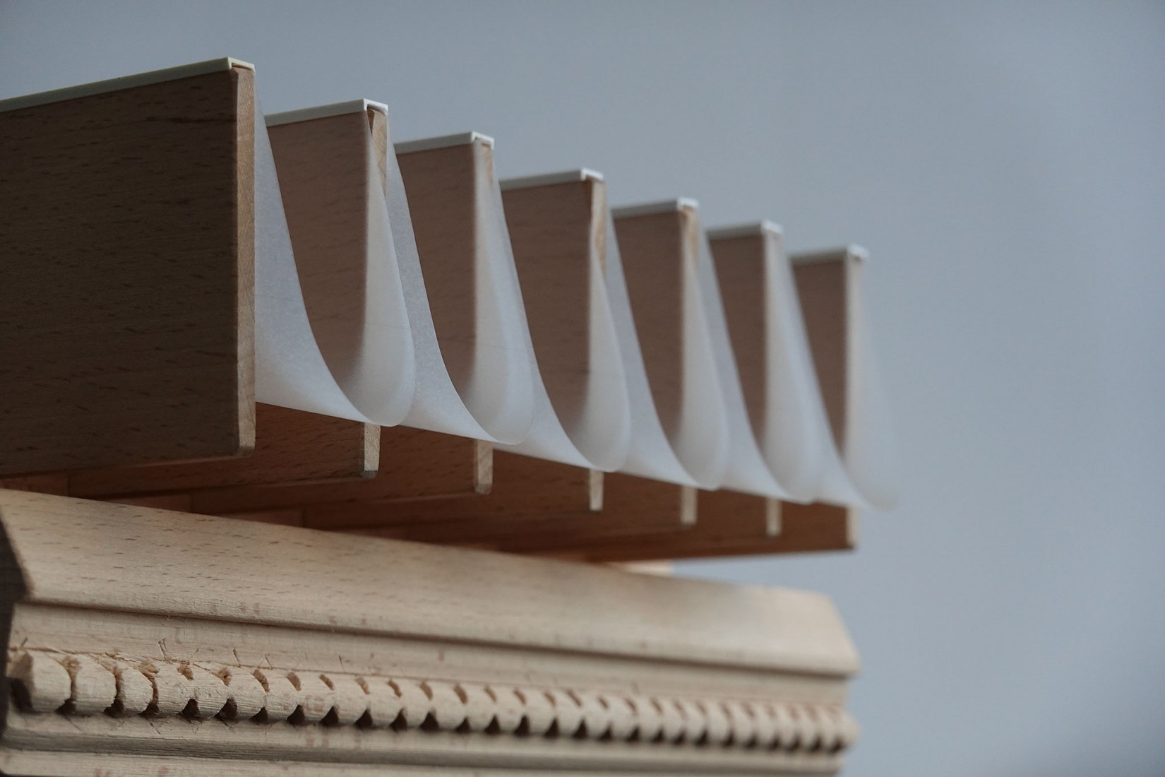 Maqueta. Un "velo" para proteger el pórtico de la Catedral de León por Julio César Moreno.