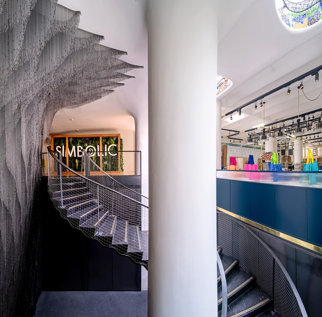 Intervention on the final staircase of Casa Batlló by Kengo Kuma. Image courtesy of Casa Batlló.