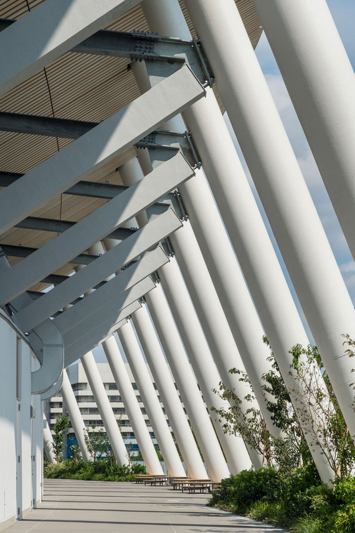 Tokyo National Stadium by Kengo Kuma. © Taisei Corporation, Azusa Sekkei, Kengo Kuma & Associates Architects, Urban Design Office Joint Venture Creation, Provision.