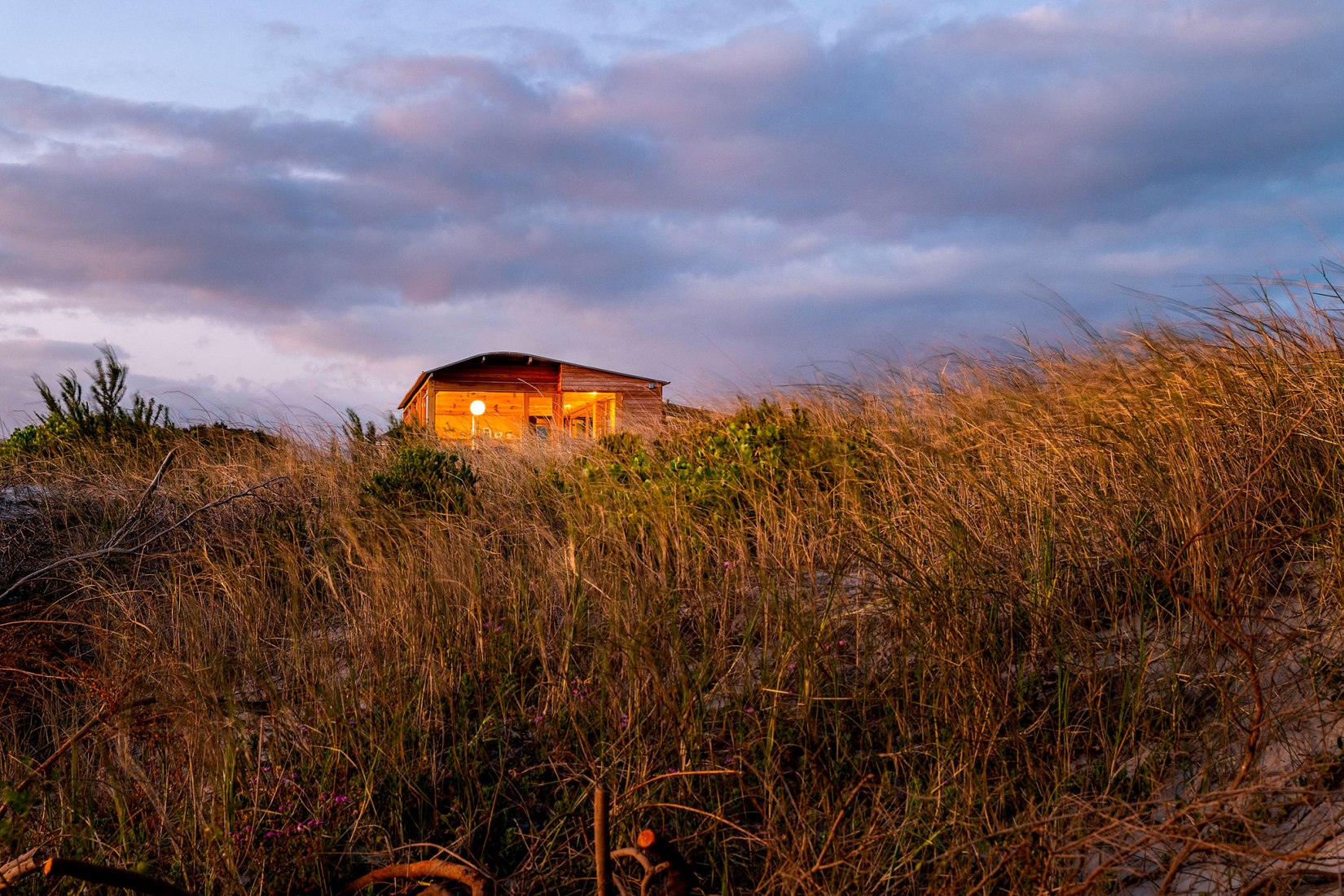 Dune House by KLG Architects. Photograph by Paris Brummer.