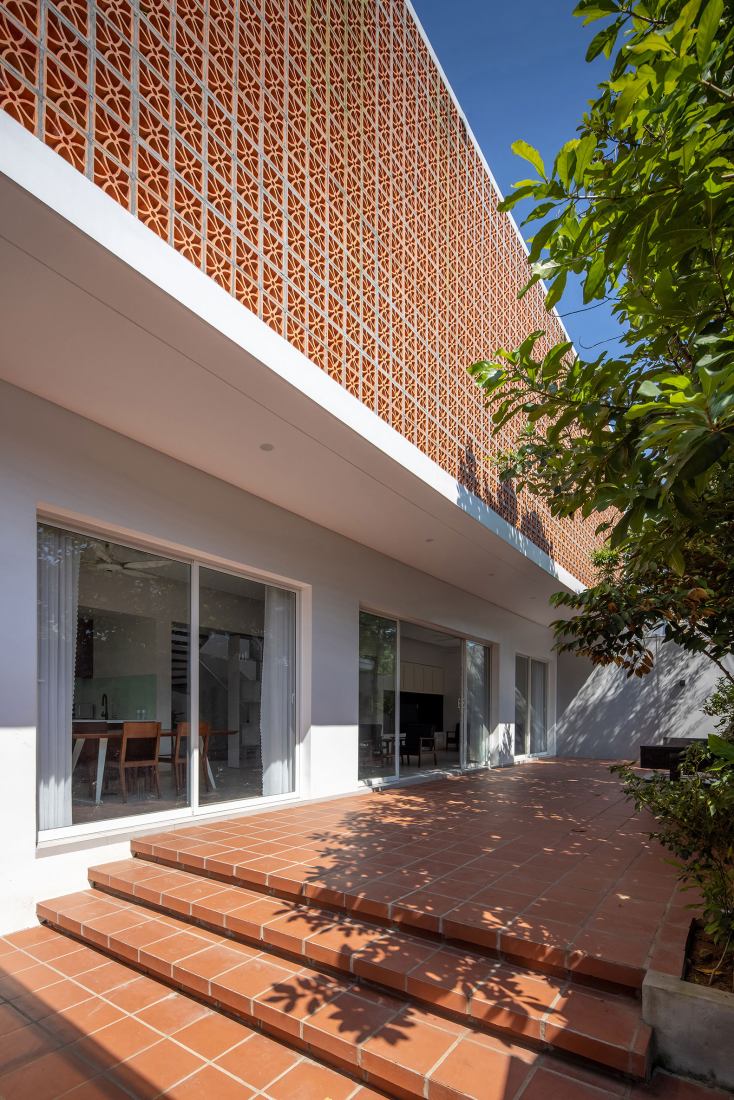 La Casa Grande por Km Architecture Office. Fotografía por Hoang Le.