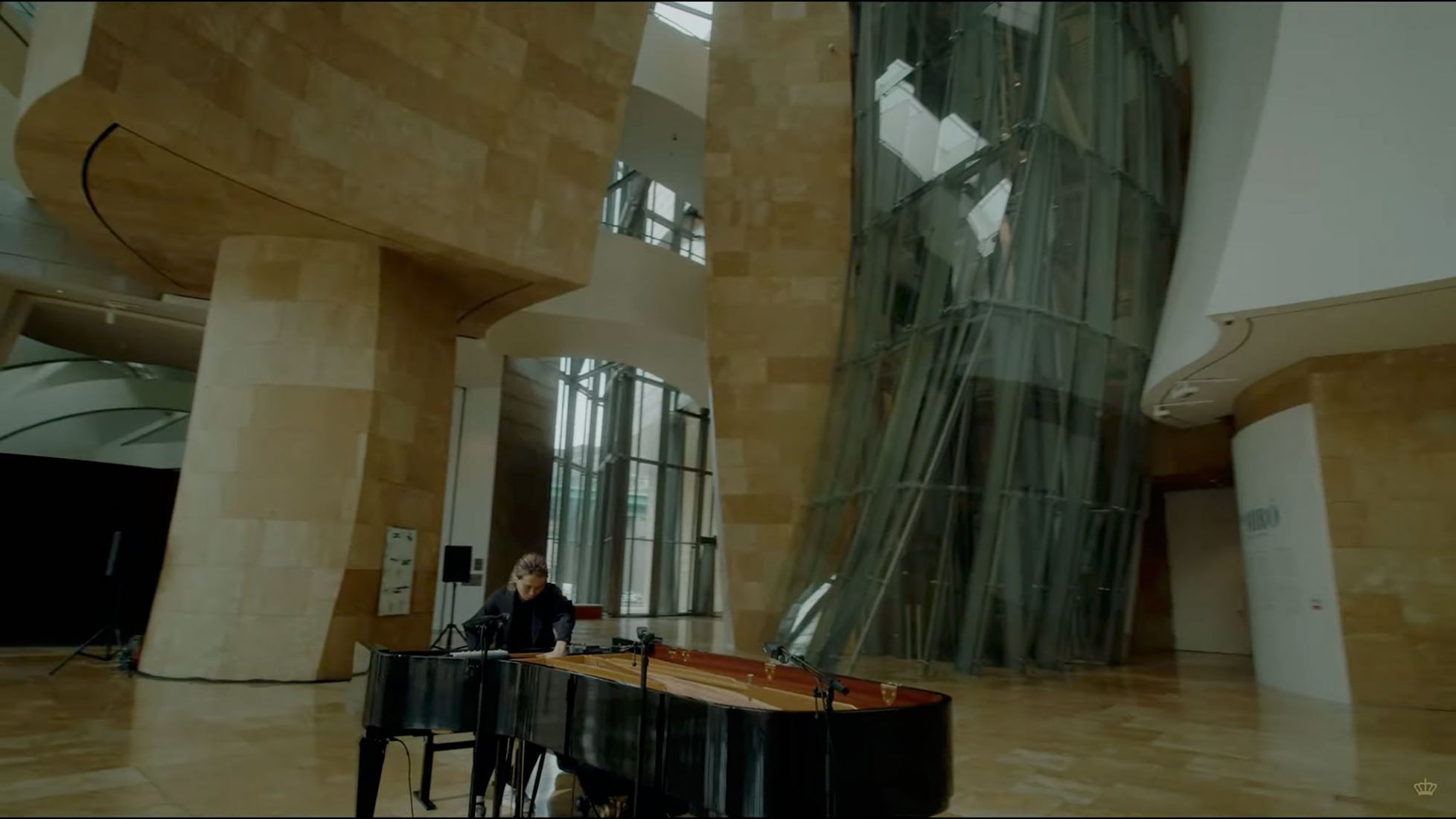 MONUMENTAL: Ep. 2 - Museo Guggenheim Bilbao por Koki Nakano.