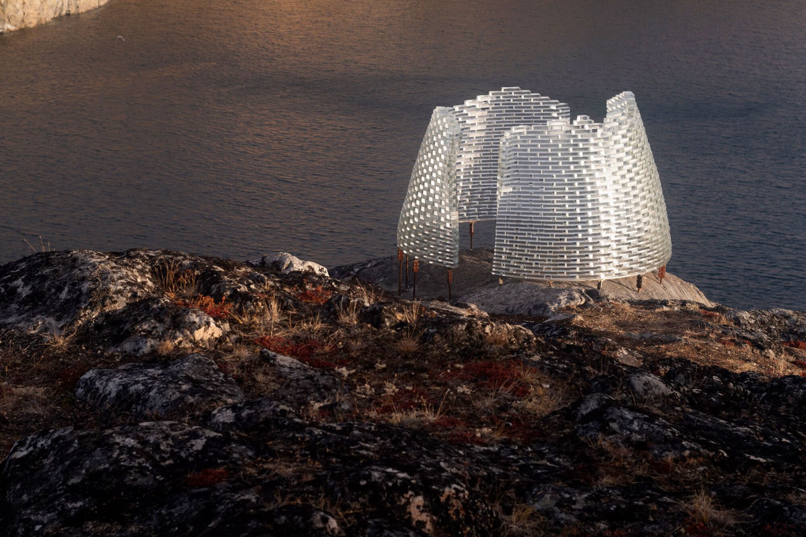 Qaammat pavilion by Konstantin Arkitekter. Photogrpah by Julien Lanoo