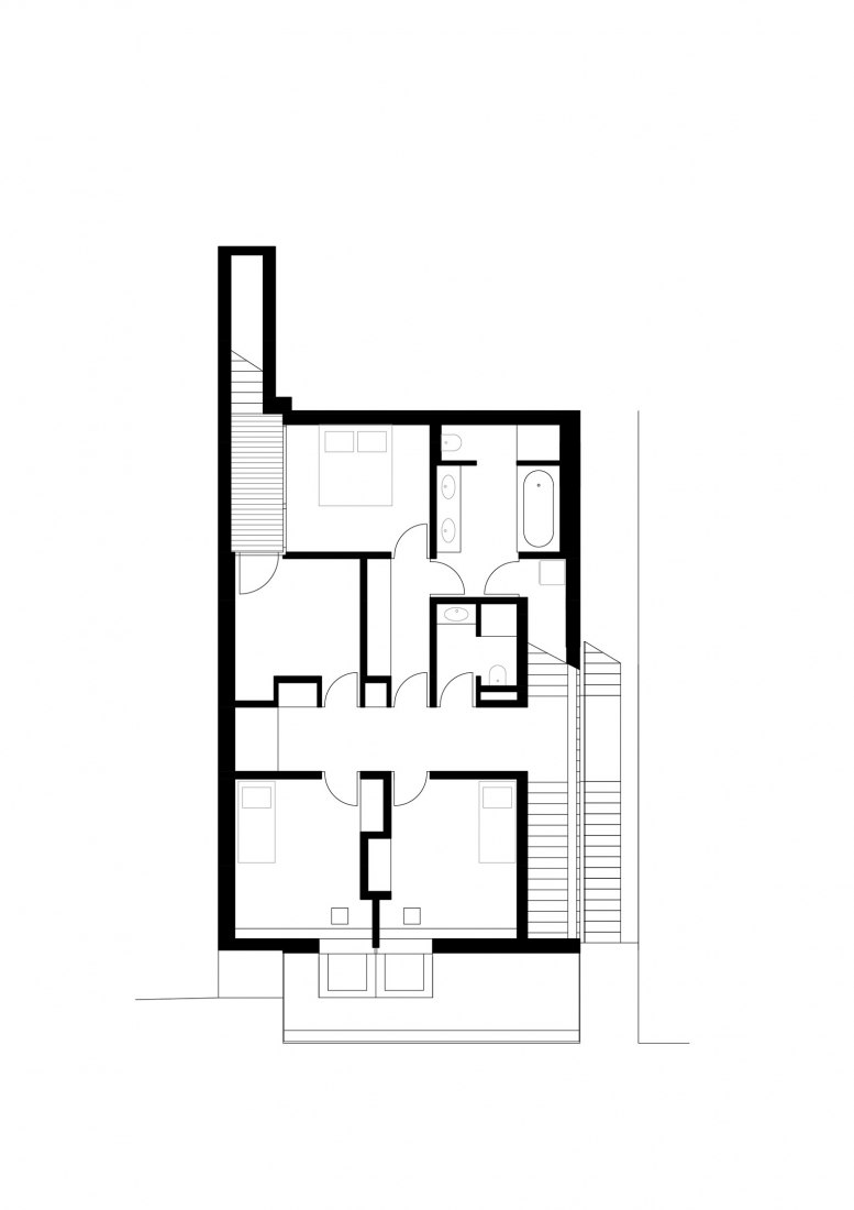 Plano de primera planta. Casa Familiar en el Valle del Río por Kuba & Pilar architekti