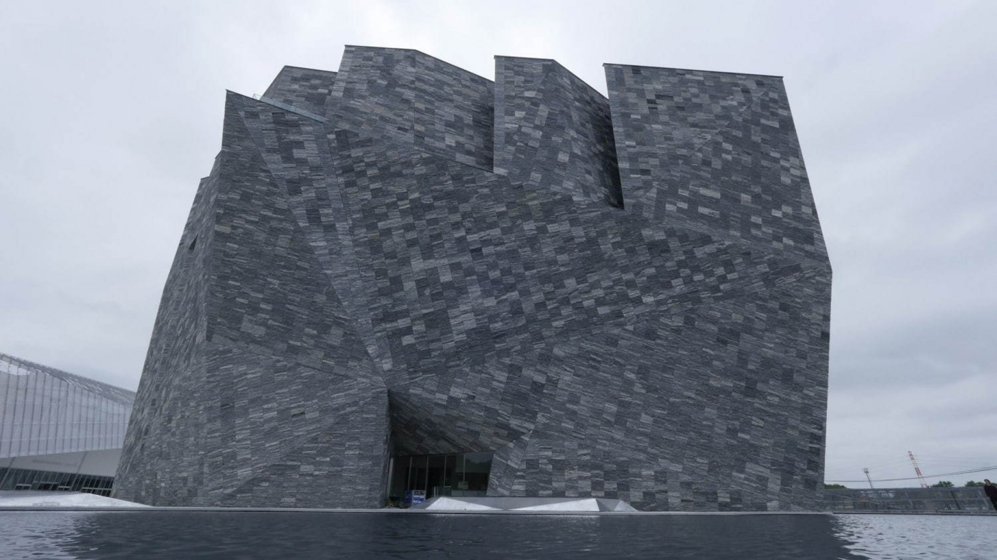 Museo de Cultura de Kadokawa por Kengo Kuma. Fotografía por Museo de Cultura de Kadokawa