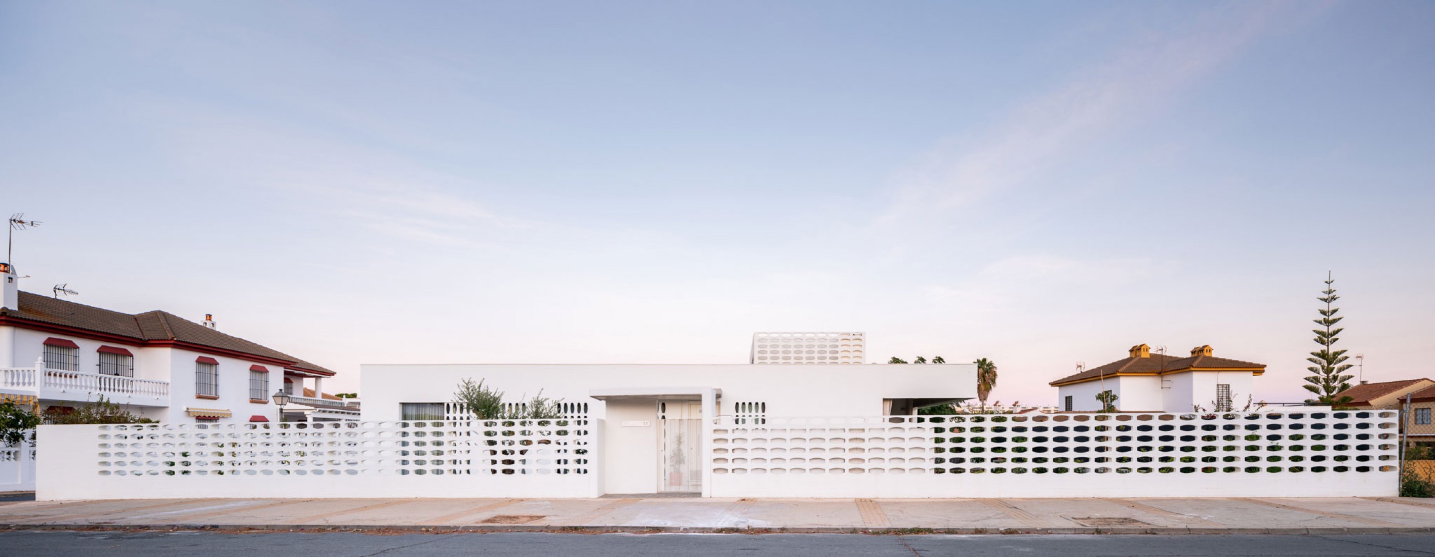 Casa patio por Baum Arquitectura. Fotografia por Javier Orive.