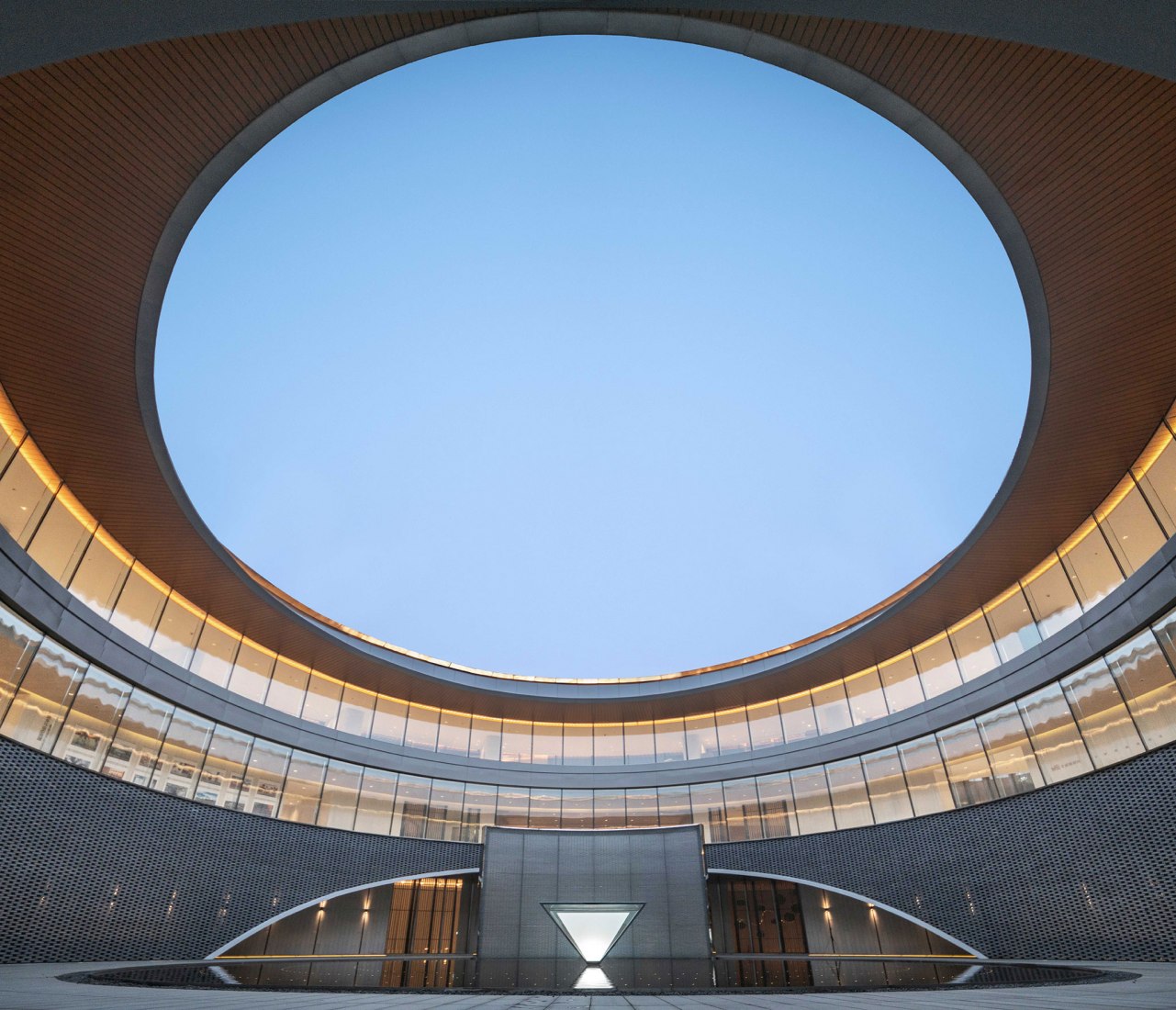 JianYe·LanHai ZhengFeng Hotel por Lacime Architects. Fotografía por CAAI