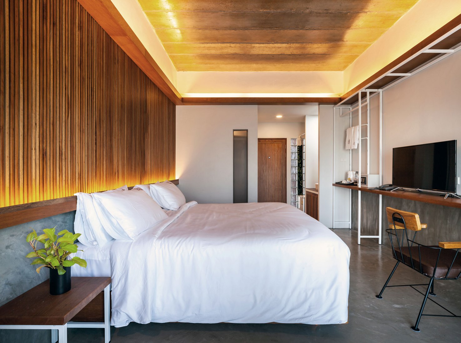LaeKhon NonBai by Junsekino Architect and Design. Photograph by Spaceshift Studio.