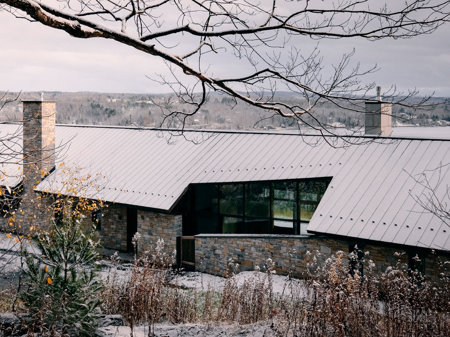 Virgin Vineyard House by LAMAS Architecture. Photograph by Félix Michaud.