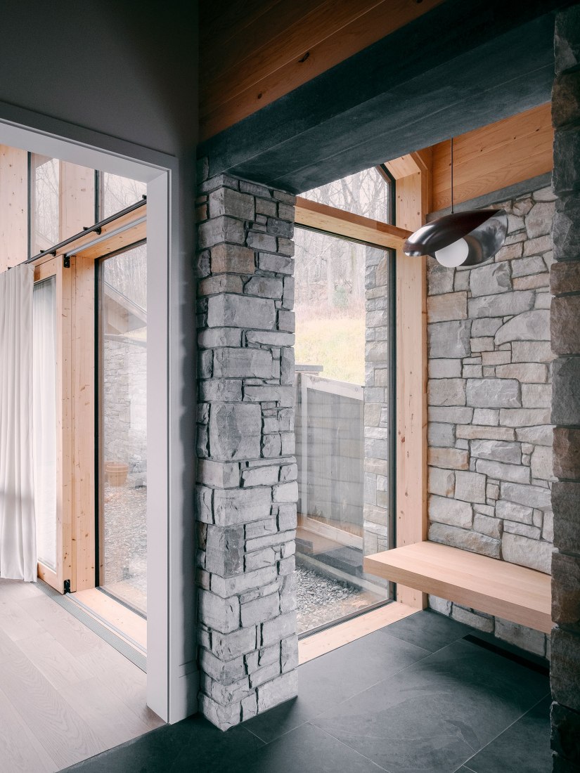 Virgin Vineyard House by LAMAS Architecture. Photograph by Félix Michaud.