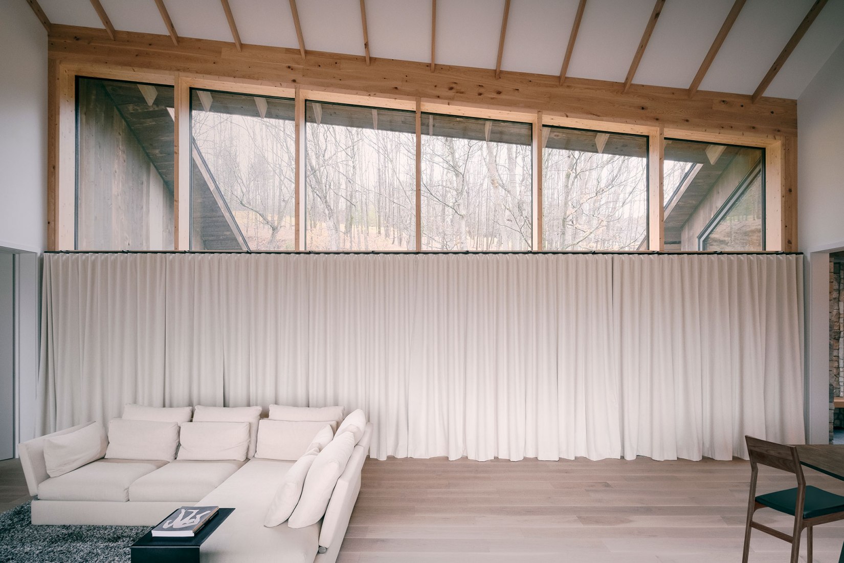 Virgin Vineyard House by LAMAS Architecture. Photograph by Félix Michaud.