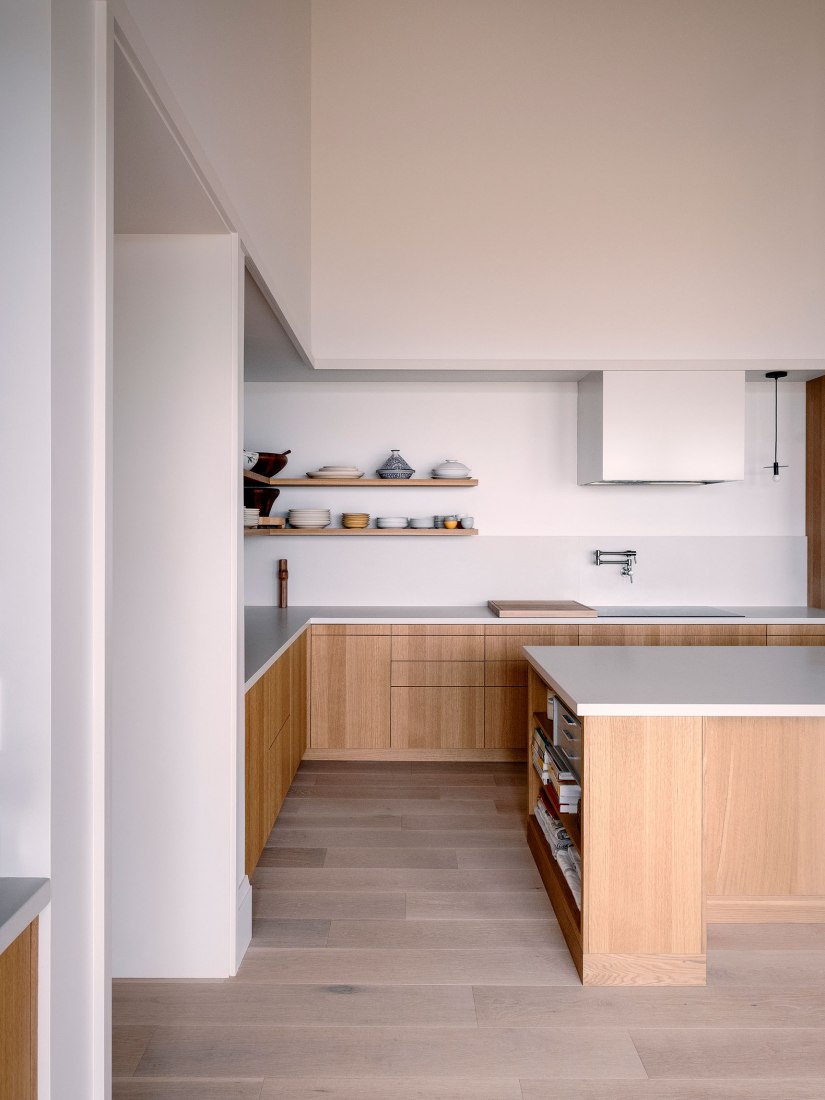 Virgin Vineyard House by LAMAS Architecture. Photograph by Félix Michaud.
