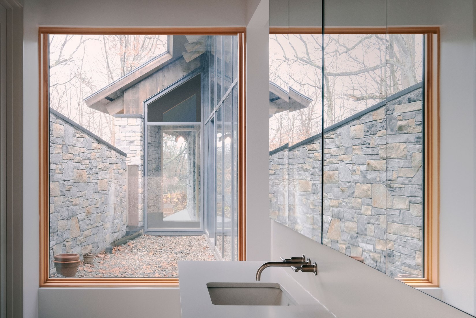 Virgin Vineyard House by LAMAS Architecture. Photograph by Félix Michaud.