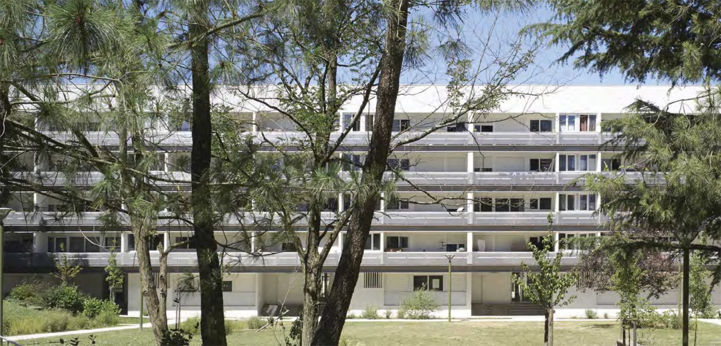Regeneración urbana de Lormont por LAN Architecture. 