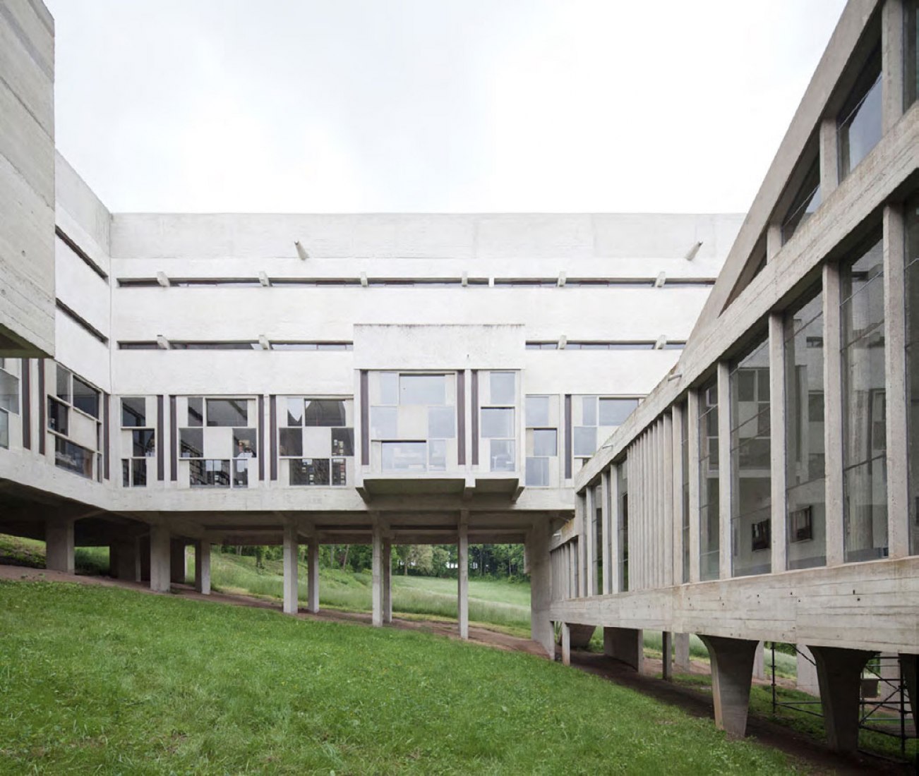 convento di santa maria de la tourette