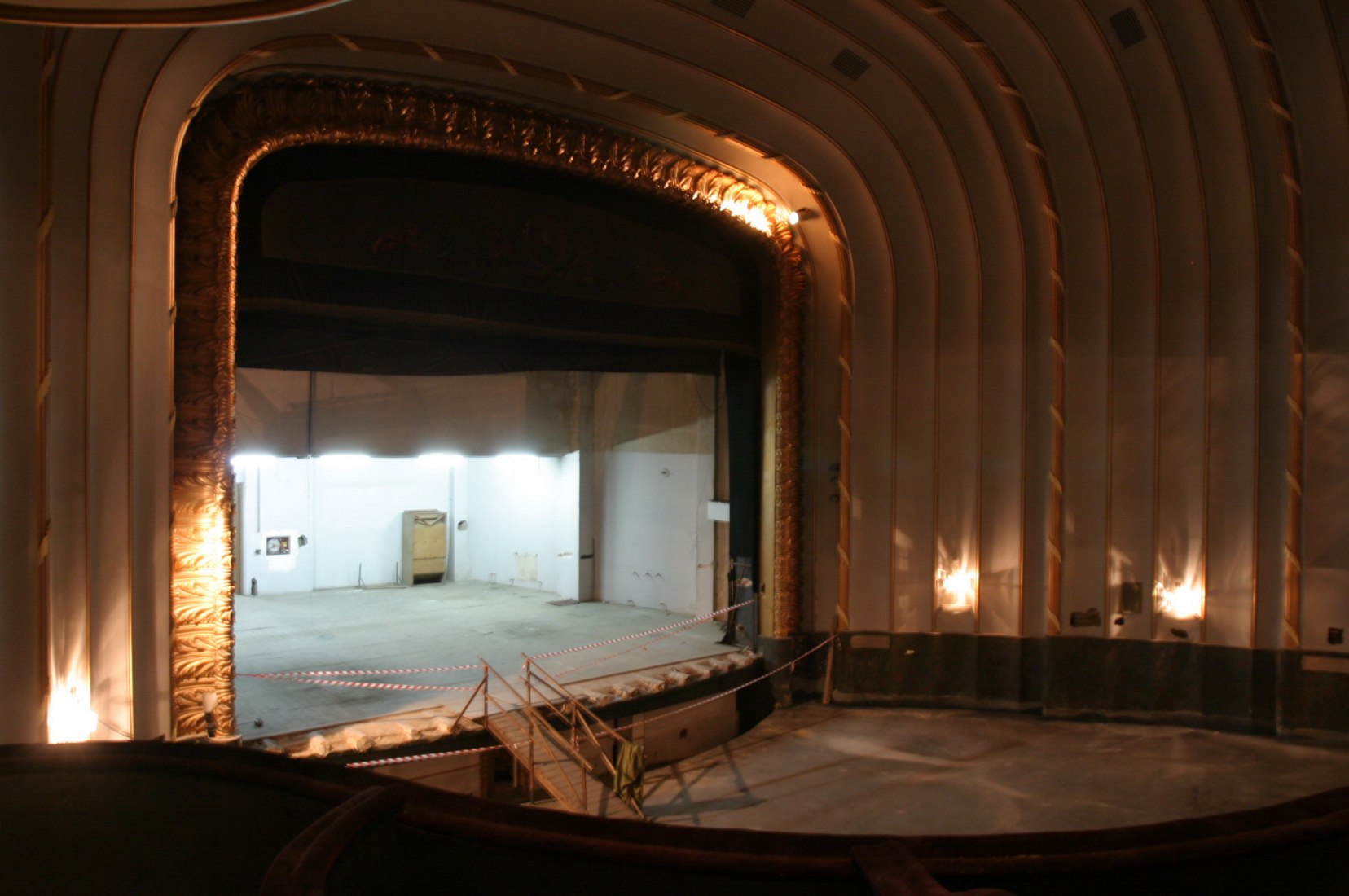 Vista interior, Cine Carlos III por Luis Gutiérrez Soto. Imagen cortesía de Platea.