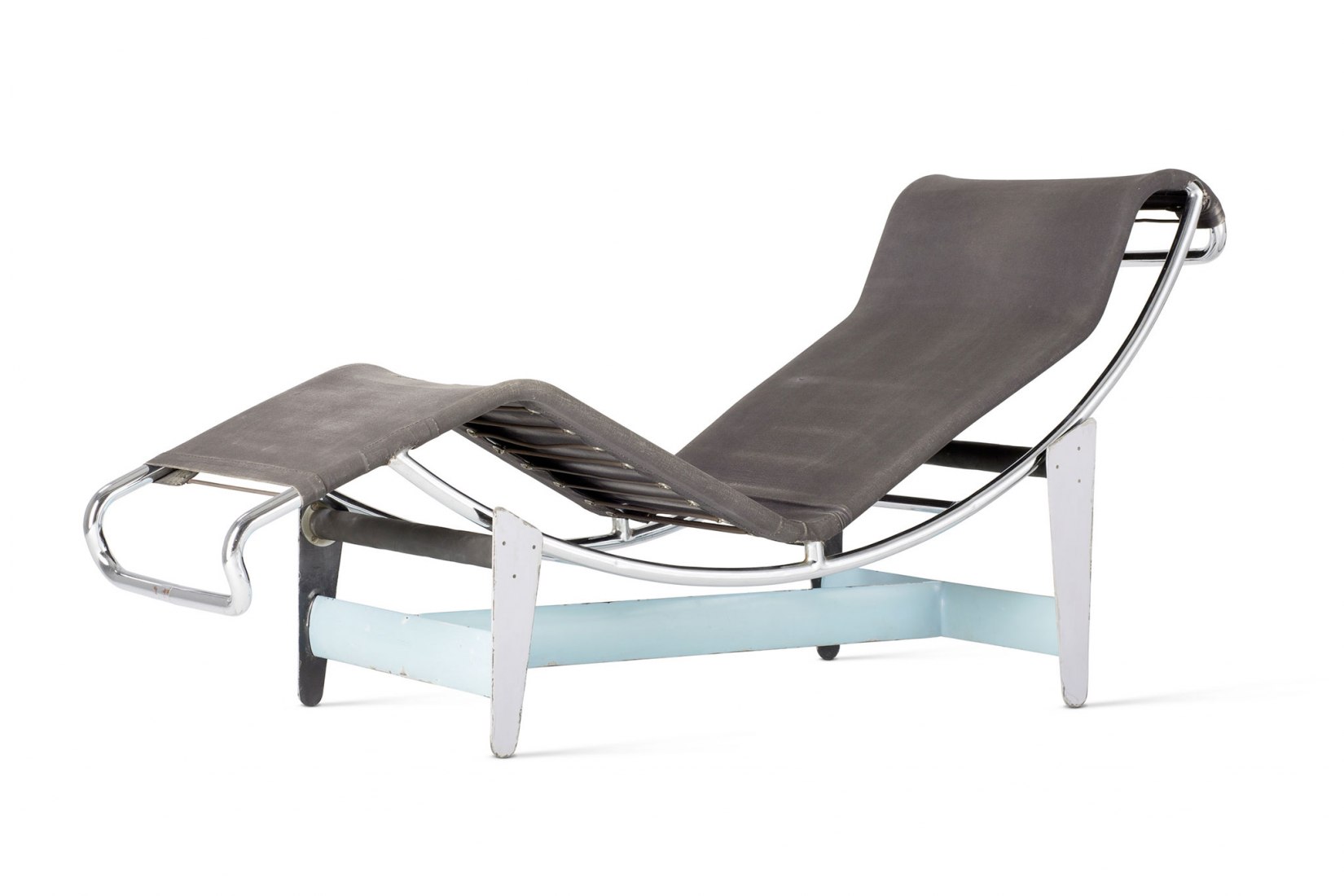 Le Corbusier, P. Jeanneret, Ch. Perriand. Chaise longue basculante, B306, 1928-29. Vitra Design Museum © F.L.C. / Adagp, Paris, 2019 © Adagp, Paris, 2019 Courtesy of Vitra Design Museum