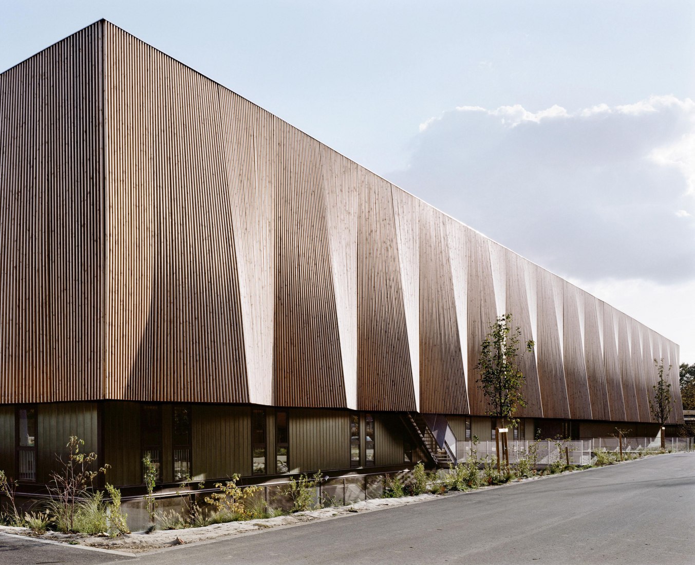 Sport Center Paris by Leclercq Associés architecture. Photograph by Cyrille Weiner, Eric Lion, Pascal Aimar