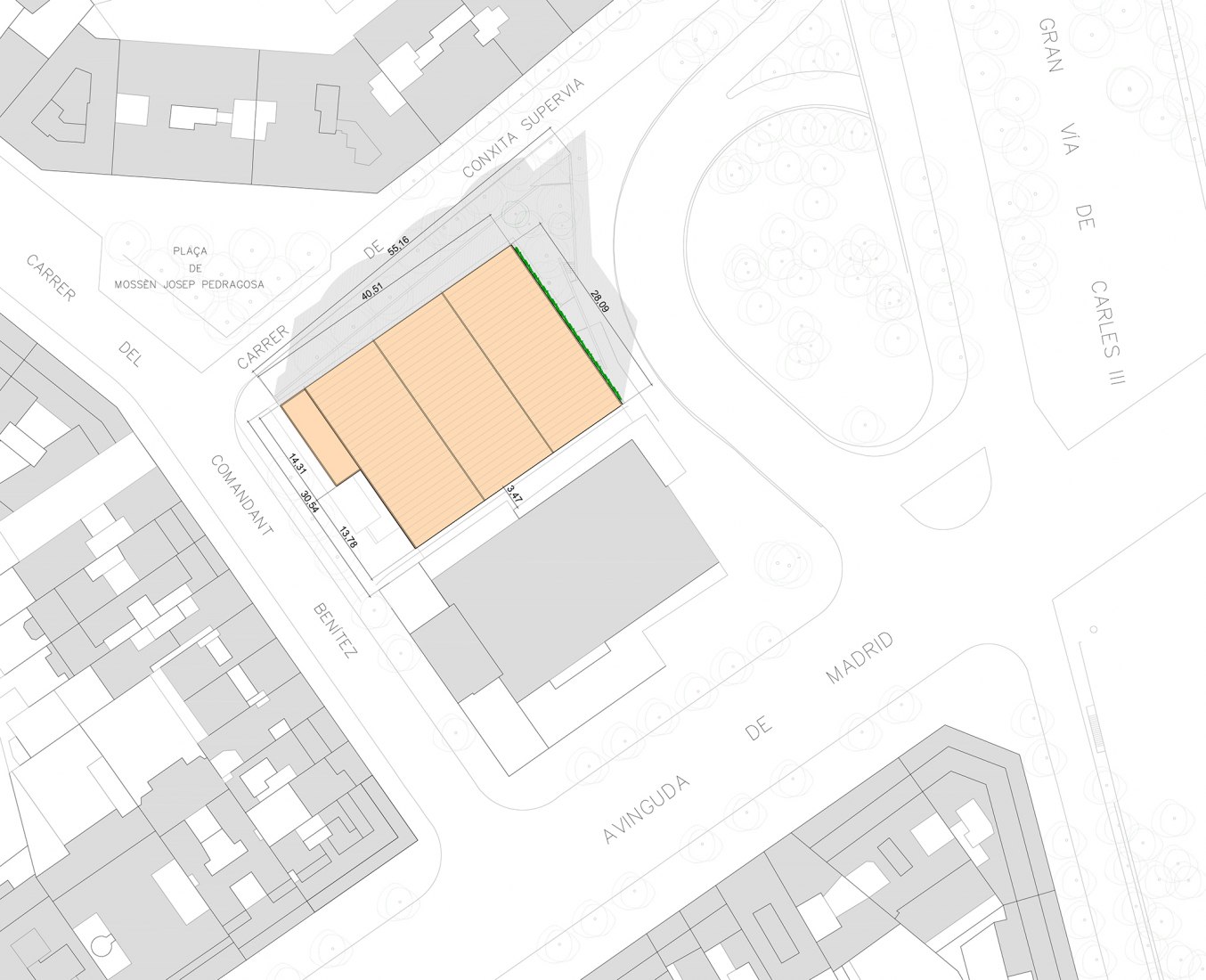 Site plan. Community Center 'Les Corts' by Pich Architects. Image courtesy of Pich Architects.