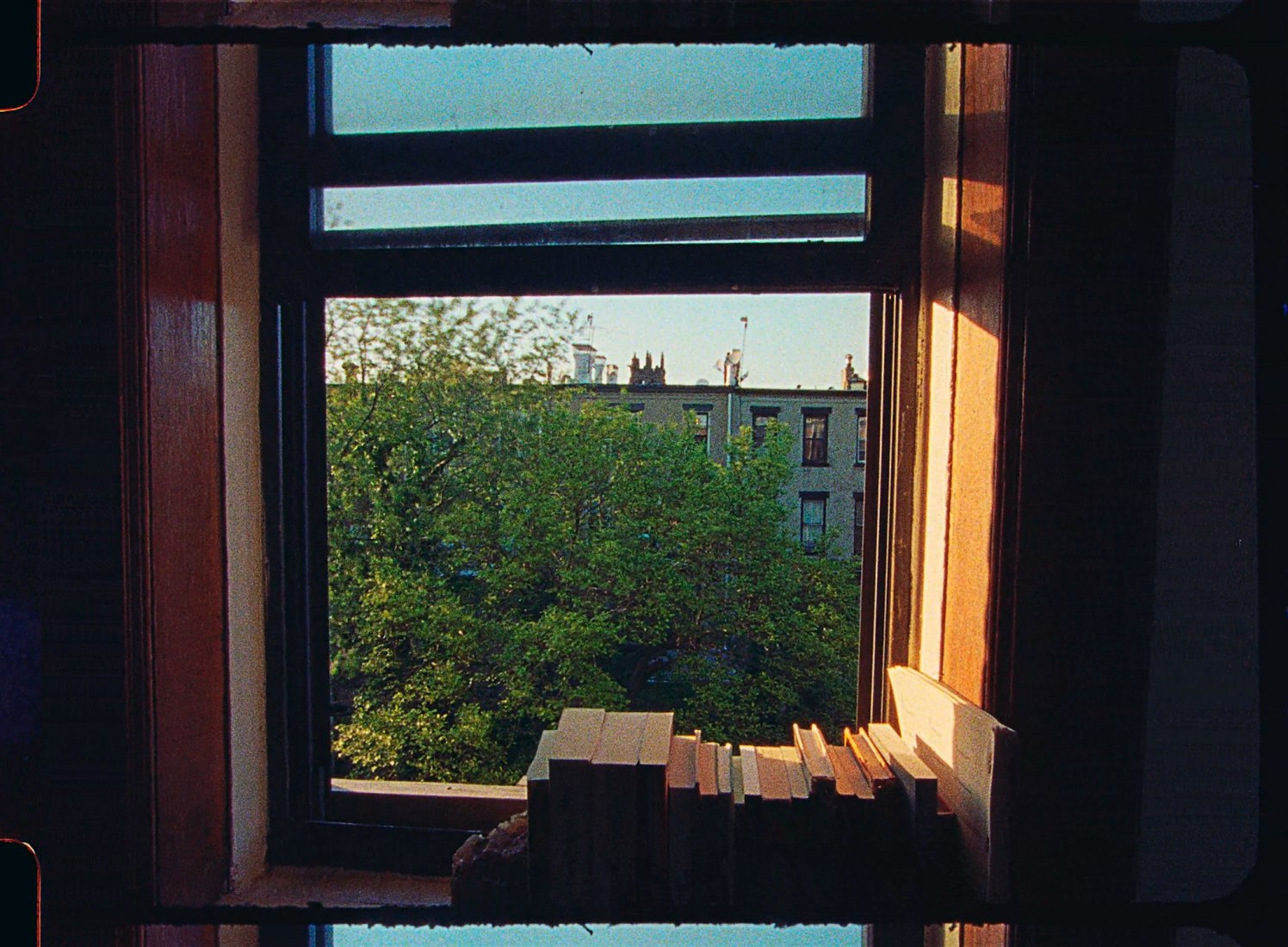 The Ceiling por Lewis Del Mar